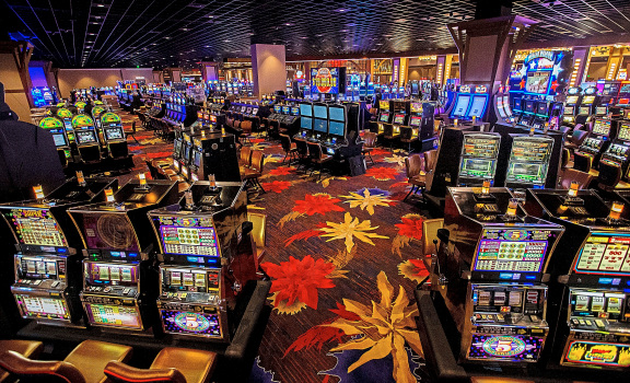 Reel Adventures: Online Slot Machine Escapades and Excitement Awaits